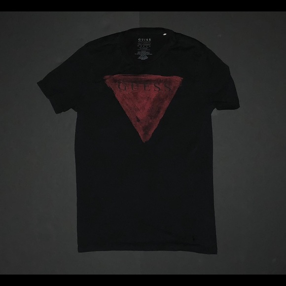 Guess Tops - Women’s Small Vintage Guess Tee Shirt